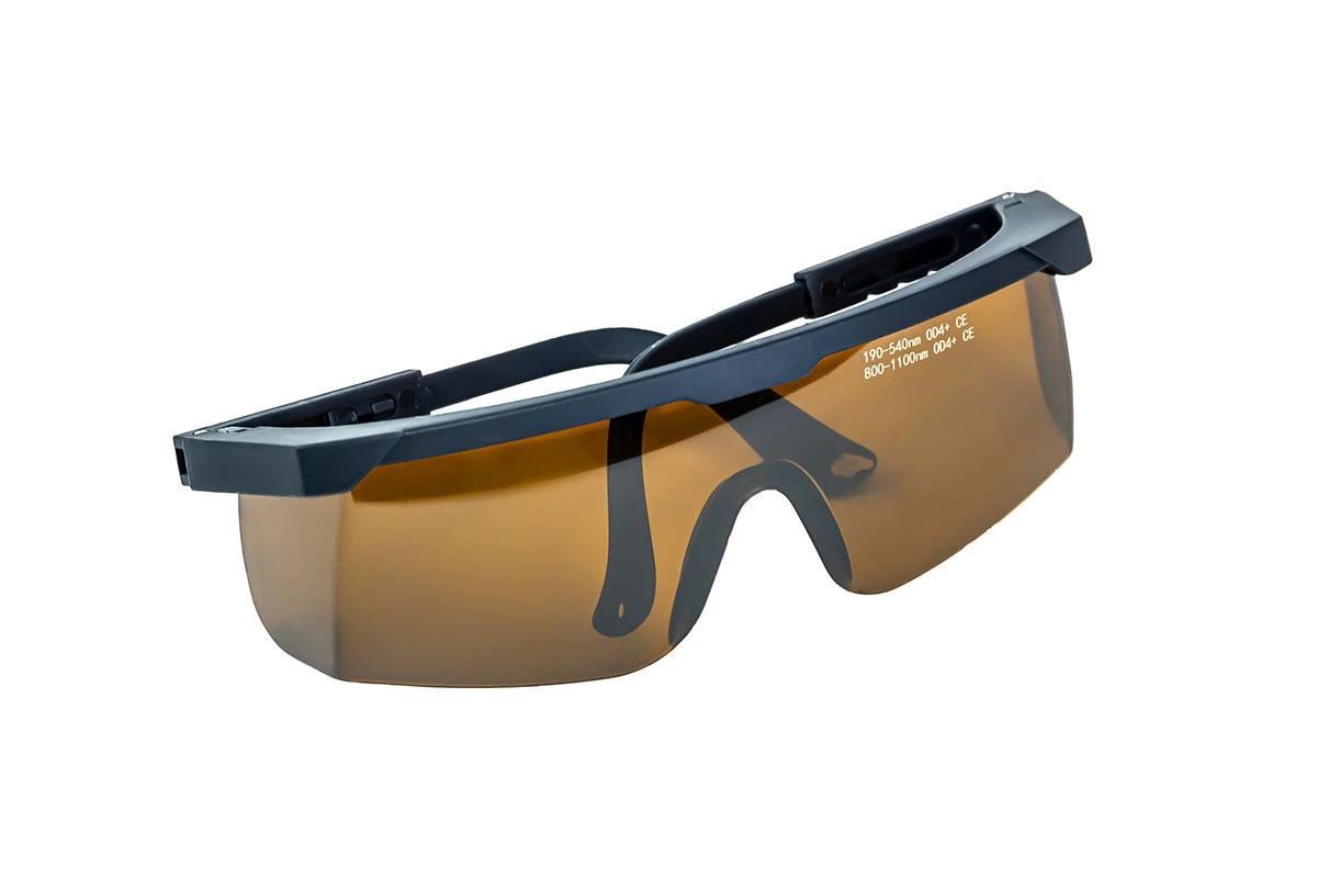 Schutzbrille für Kosmetologen für Nd:YAG-Laser TL-600/700